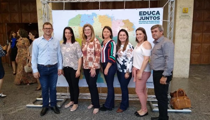 Porto Barreiro - Prefeita Marinez Participa do Lançamento do Programa Educa Juntos em Curitiba