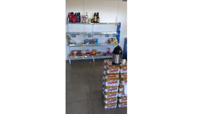 Ibema - Ladrões furtam loja de conveniência em posto de combustível