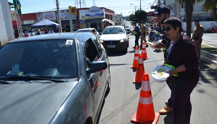 Pinhão - Ações chamam a atenção da comunidade para um trânsito mais seguro