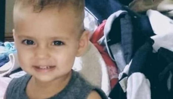 Criança de dois anos cai em piscina e morre afogada no Litoral do Paraná