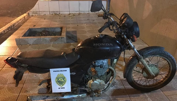 Pinhão - Motocicleta é recuperada pela Polícia Militar