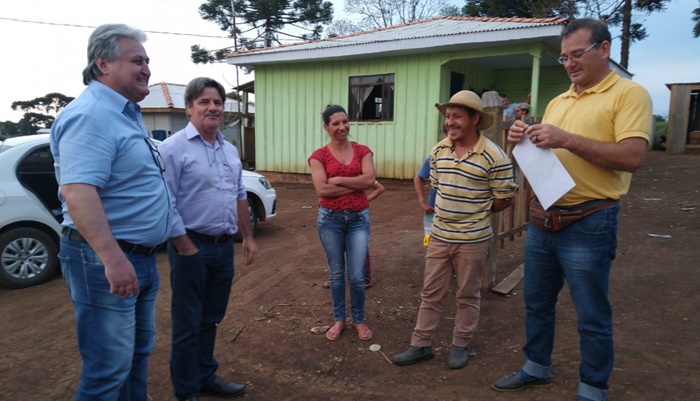 Pinhão - Mais de 150 famílias serão beneficiadas com rede de abastecimento de água