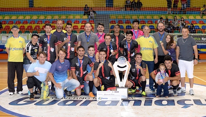 Guaraniaçu - S.O.S Limpeza / Daniel Fotografias é campeão da II Copa Guaraniaçu de Futsal Intermunicipal
