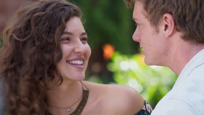 'Malhação': Filipe faz proposta para Rita: 'Vamos casar!'