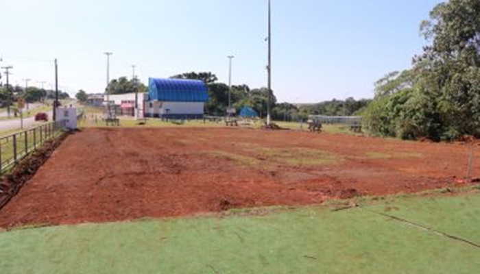 Candói - Com investimento de R$ 238 mil, quadra poliesportiva será construída na praça da família