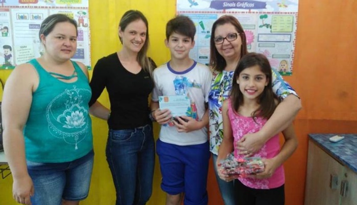 Nova Laranjeiras - Secretaria Municipal de Educação realizou premiação referente a Olimpíada Brasileira de Matemática das Escolas Públicas
