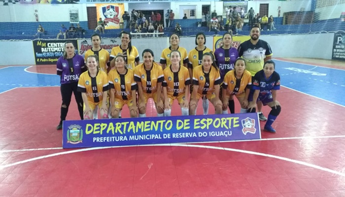 Pinhão - Equipe de Futsal Feminino vence o primeiro jogo do Campeonato Intermunicipal