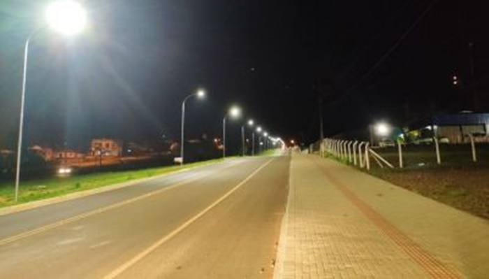Candói - Prefeitura investe R$ 90 mil em implantação de luminárias LED
