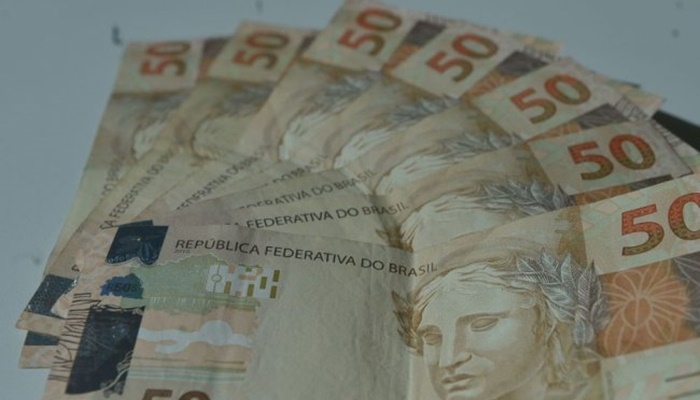 Consumidores brasileiros esperam inflação de 5% nos próximos 12 meses