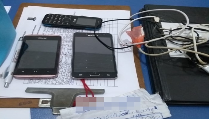 Laranjeiras - Presas escondiam celulares na Cadeia Pública 
