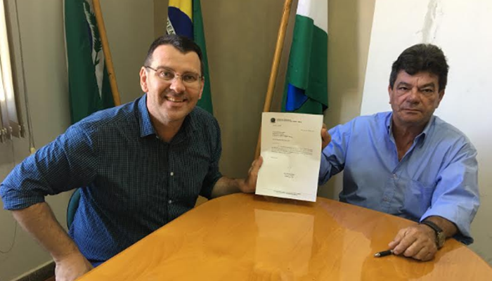 Rio Bonito - Prefeito Ademir Fagundes recebe emenda de R$ 452 mil do deputado Aroldo Martins para a Saúde