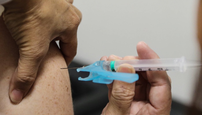 Saúde diz que municípios devem manter rotina de vacinação