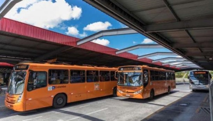 Com queda de 60%, empresas de ônibus estudam suspensão de trabalhadores