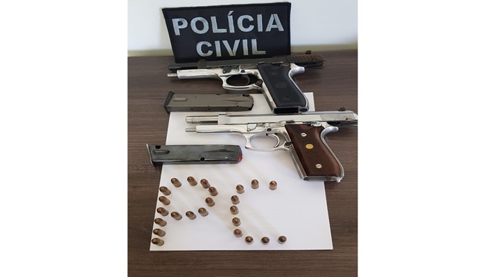 Quedas - Polícia Civil prende dois indivíduos e apreende pistolas em invasão 