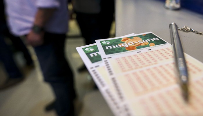 Prêmio da Mega-Sena de hoje deve chegar a R$ 50 milhões