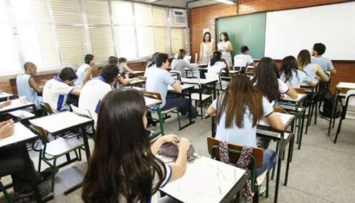 Mais de 30 mil alunos deixaram instituições de ensino particular no Paraná