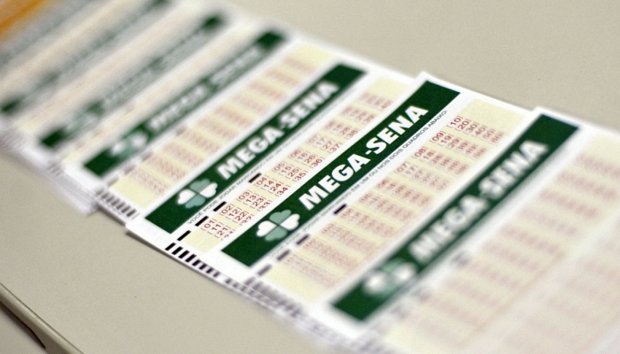 Sorteio da Mega-Sena pode pagar hoje prêmio de R$ 100 milhões