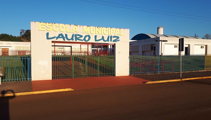 Campo Bonito - Escola Municipal Lauro Luiz é 100% do município