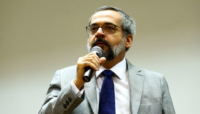 Weintraub sugere adiamento do Enem por até 60 dias