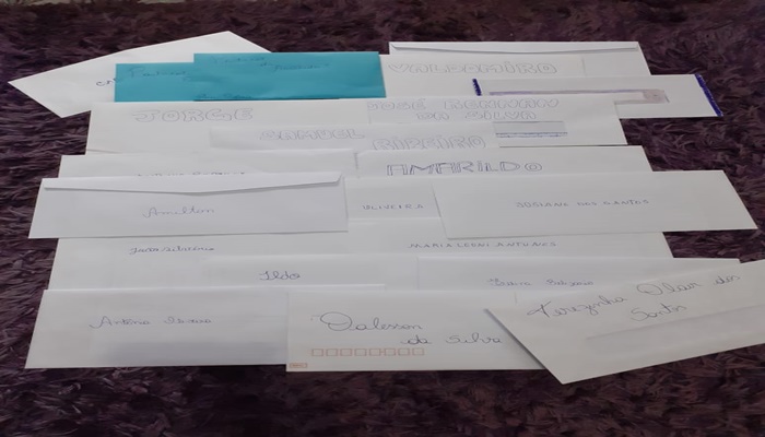 Pinhão - Pastoral da Acolhida entrega cartas aos profissionais de saúde