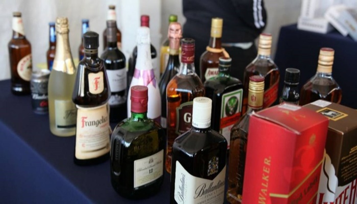Governo proíbe venda e consumo de bebidas alcoólicas após as 22h