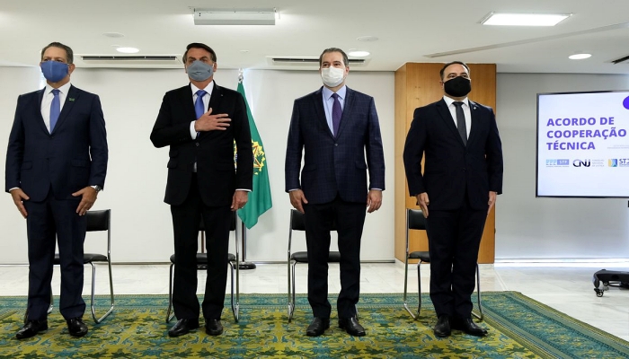 Governo lança sistema para facilitar acesso à legislação brasileira