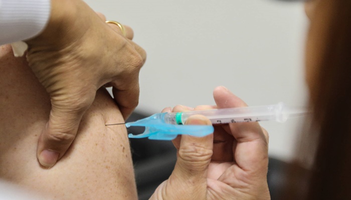 Campanha de vacina contra a gripe termina nesta terça dia 30