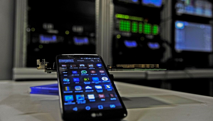 MEC oferecerá internet para universitários de federais