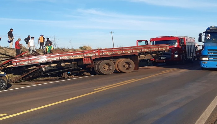 Grave acidente mata caminhoneiro na PR-466 em Guarapuava