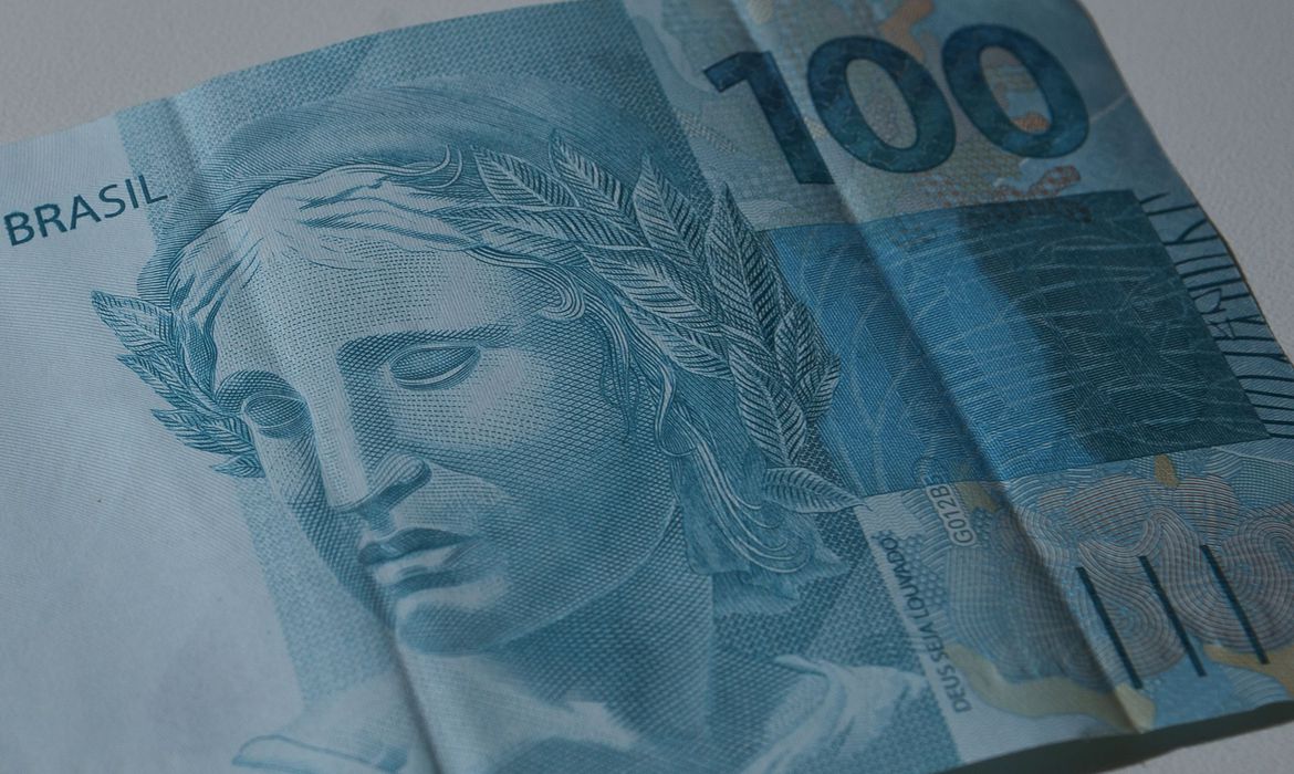 Inflação pelo IPC-S fica em 0,49% em julho, mas é de 1,04% no ano