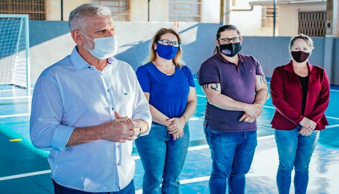 Guaraniaçu - Governo Municipal entrega revitalização da quadra de esportes da Escola Municipal Professor Joaquim Modesto da Rosa