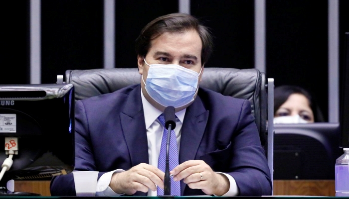 Maia diz que atuará contra a criação de imposto que seja cumulativo