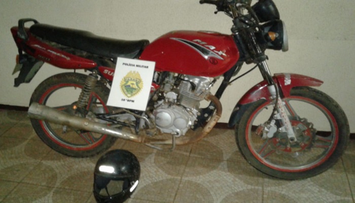 Pinhão - Polícia Militar recupera moto furtada 