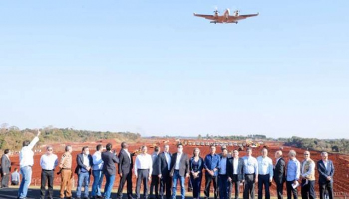Presidente e governador vistoriam obras do Aeroporto de Foz do Iguaçu