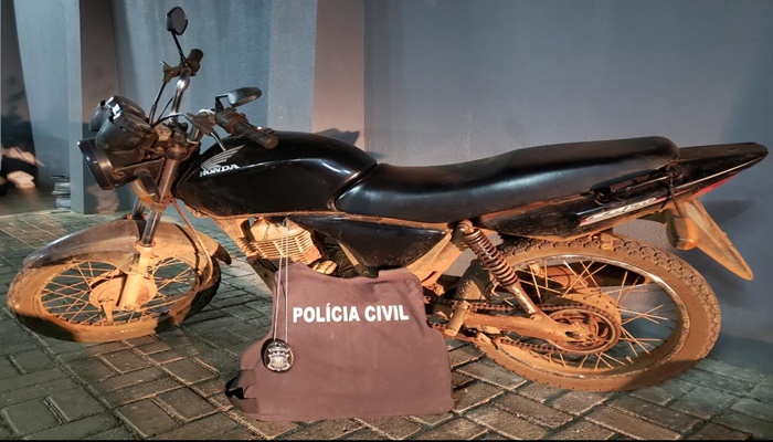 Rio Bonito - GDE recupera moto furtada em Acampamento 