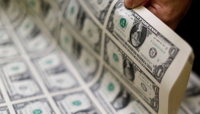 Dólar recua para menor nível desde o fim de julho, cotado a R$ 5,27