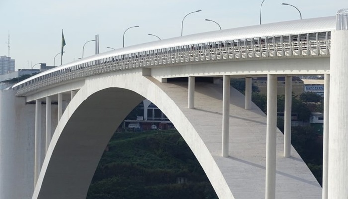 Governo Paraguaio anuncia reabertura total da Ponte da Amizade