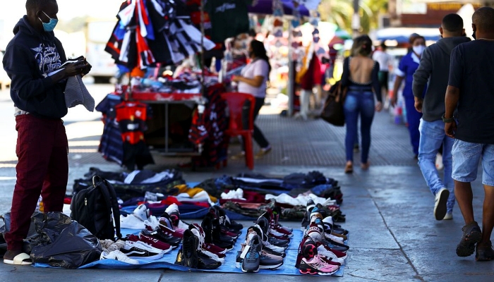 Pandemia reduz em um décimo renda mundial obtida com trabalho, diz OIT