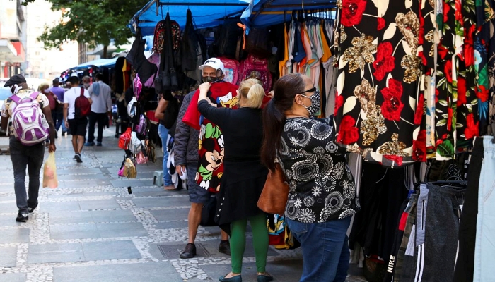 Ipea: renda dos mais pobres foi 32% maior que a habitual em agosto