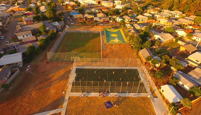 Pinhão - Administração do Prefeito Odir Gotardo investe na construção de espaços esportivos e na qualidade de vida da população