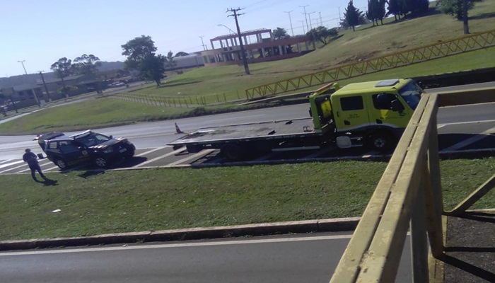 Laranjeiras - Duas viaturas policiais se envolvem em acidente no trevo da BR 277