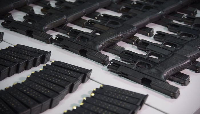 PF deflagra operação contra traficantes de drogas e armas