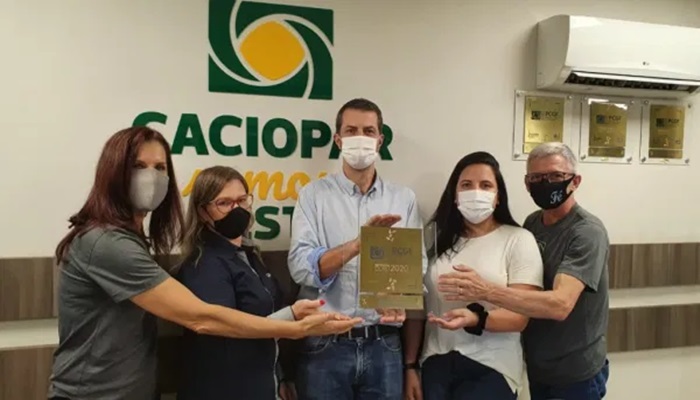 Cantu - Associação Comercial e Industrial de Quedas, Catanduvas e Guaraniaçu recebem Selo do Programa de Certificação da FACIAP 