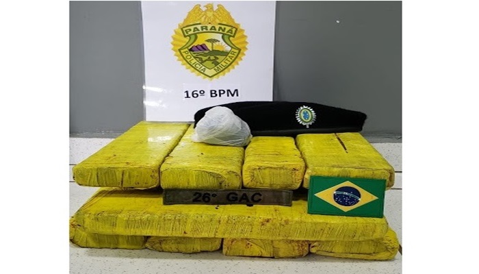 Laranjeiras - Exército e Policia Militar apreendem maconha e cocaína na Rodoviária