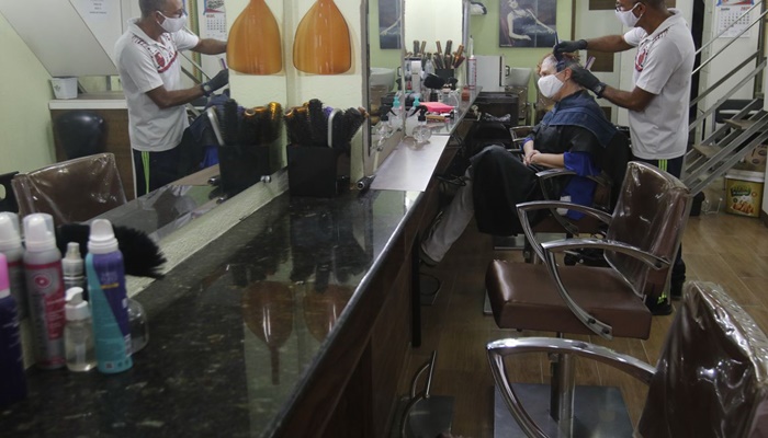 Confiança de serviços recua 0,7 ponto em janeiro