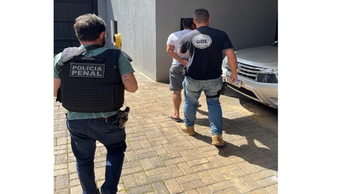 Porto Barreiro - Indivíduo que praticou assalto no interior do município se rende para a Polícia nesta tarde de segunda-feira 