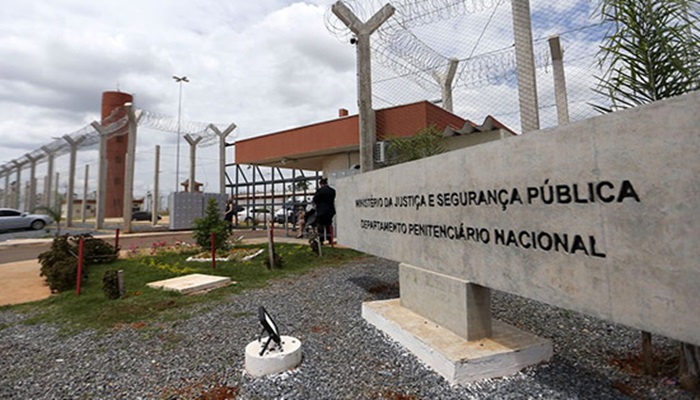 Catanduvas - Detendo da Penitenciária Federal de Catanduvas tenta suicídio
