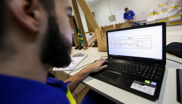 Programa de qualificação profissional do governo abre inscrições