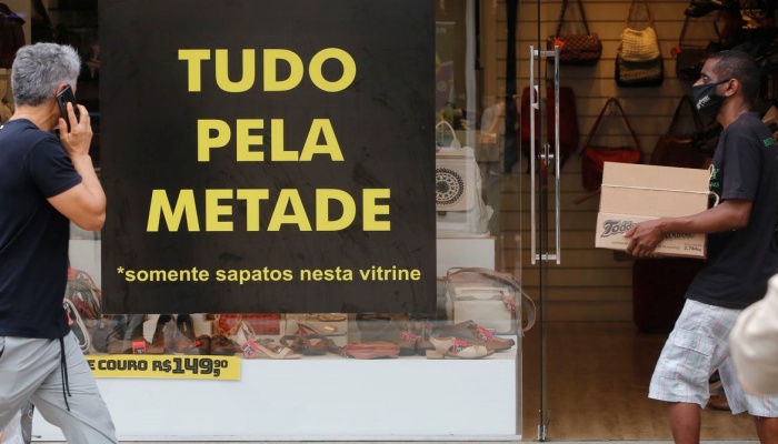 Confiança dos empresários do comércio cai 1,5%