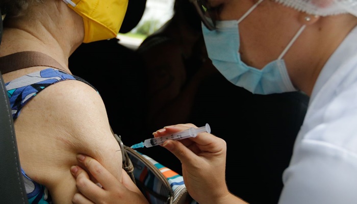 Covid-19: governo anuncia distribuição de mais 4,4 milhões de vacinas